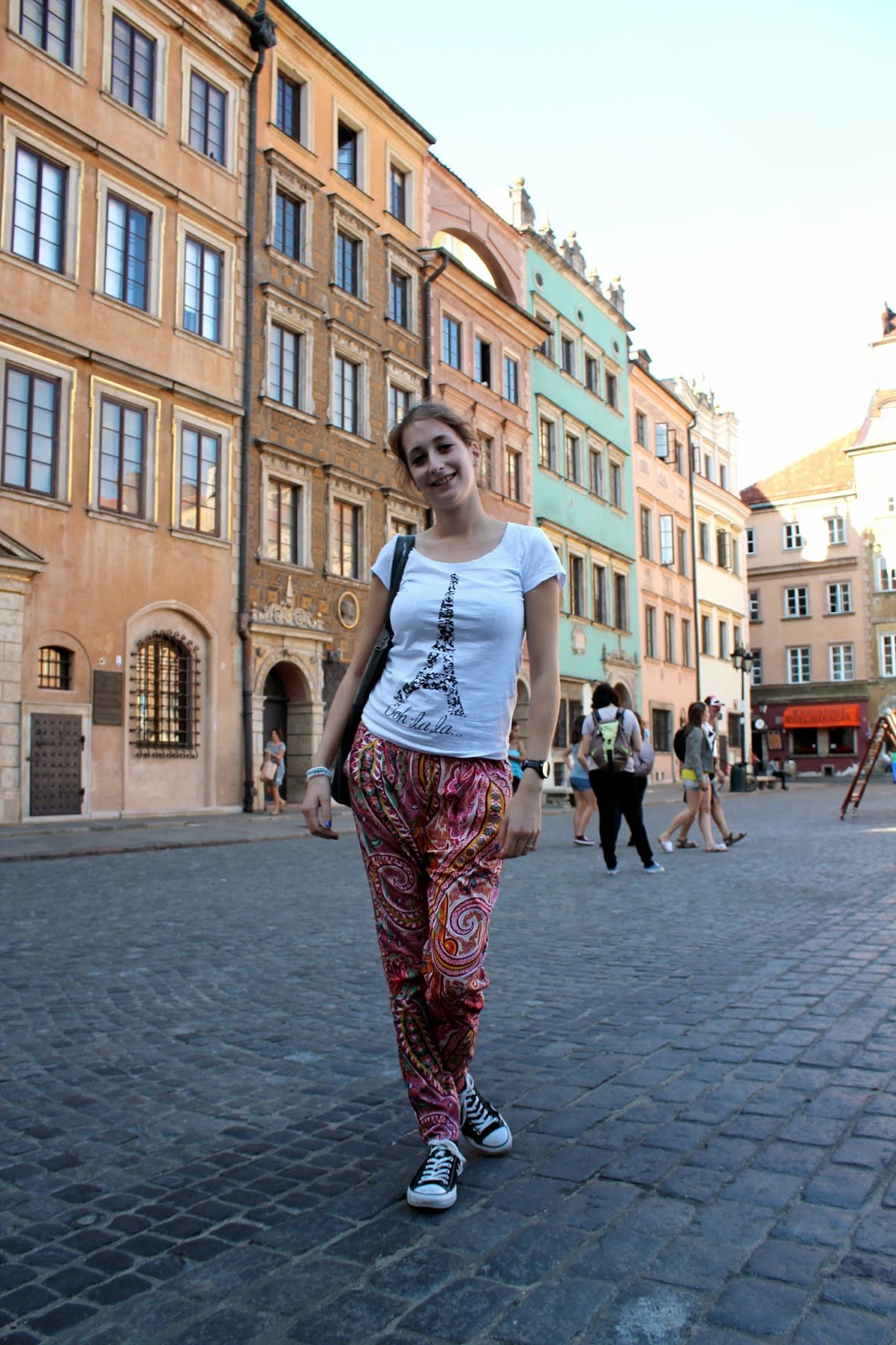 Outfit | Colorful Old Town