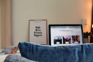 Mini office at home - Een kamer om te bloggen en te freelancen
